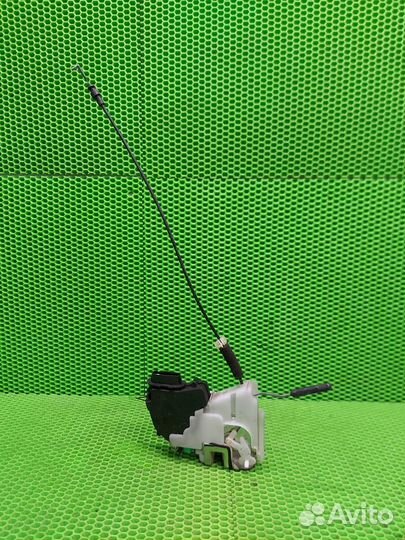 Замок двери задний правый Honda Accord 7 из англии