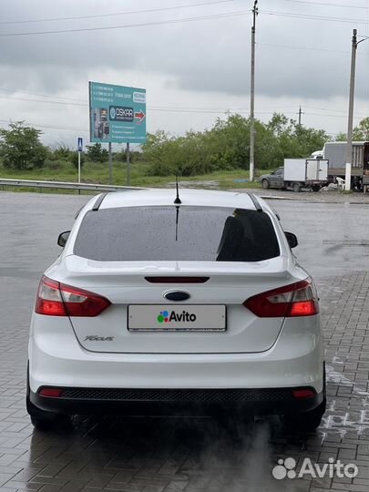 Ford Focus 1.6 МТ, 2013, 266 000 км