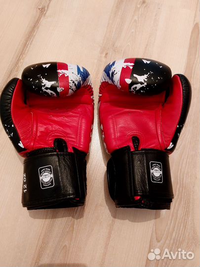 Боксерские перчатки twins 12 oz