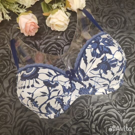 Бюстгальтер Lise Charmel 70D