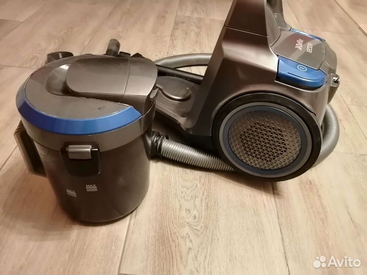 Пылесос с аквафильтром doffler