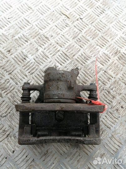 Суппорт передний правый Suzuki Sx4 DBA-YA21S 1.6