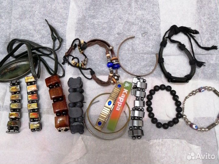 Продам лечебные браслеты на руку