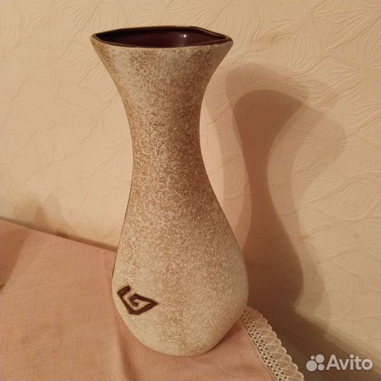 Керамическая ваза