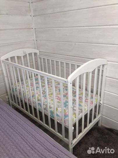 Кроватка детская