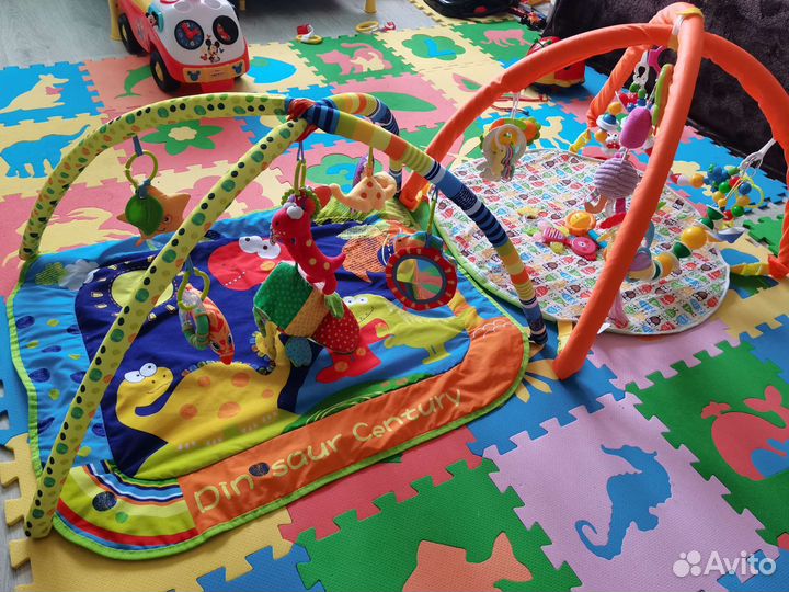 Погремушки, развивающие коврики