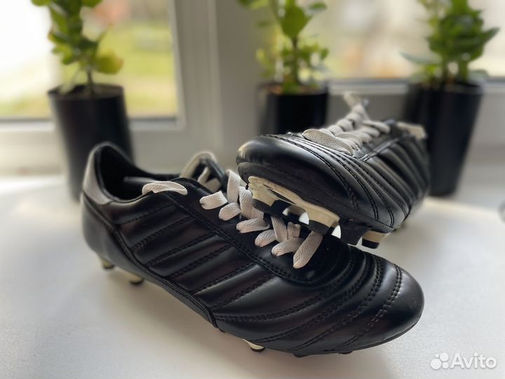 Бутсы черные