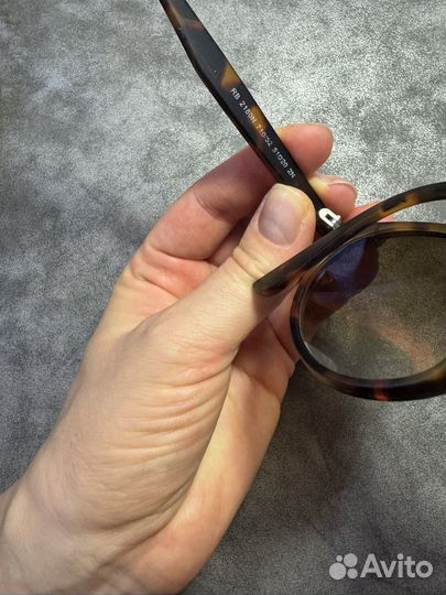 Солнцезащитные очки ray ban