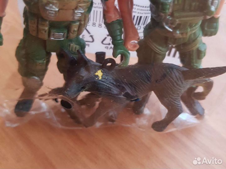 Солдаты + Собака