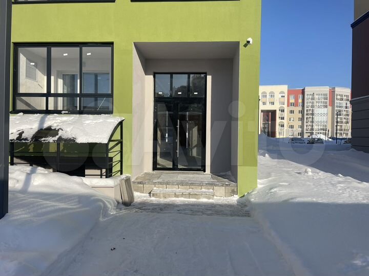 Торговая площадь, (61,4+55,6) 117 м²