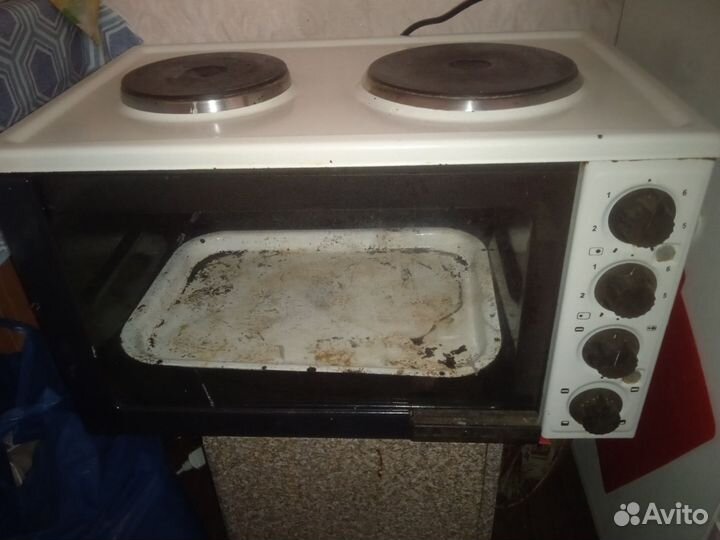Продам быстро Холодильник бу маленький