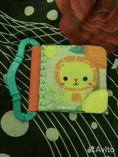 Развивающая игрушка для малышей Книга-раскрывашка