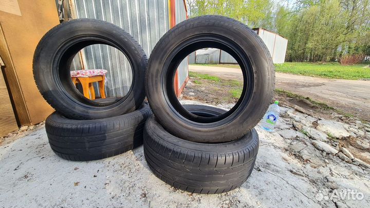 Bridgestone Dueler H/P Sport 235/55 R17 99V