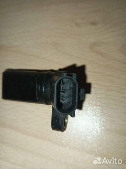 Датчик положения распредвала Nissan Almera N16 200
