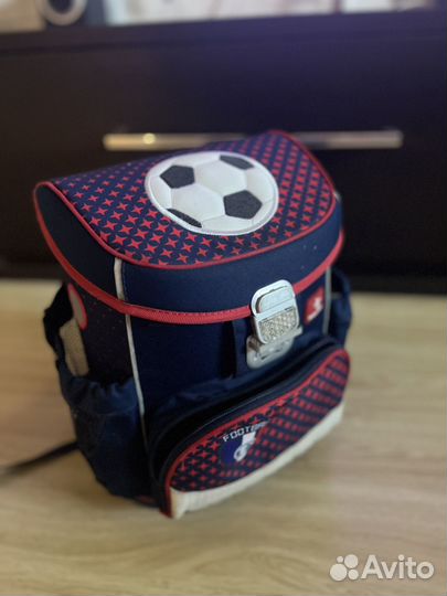 Школьный рюкзак