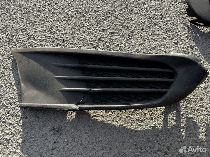 Накладка птф Фольксваген поло правая