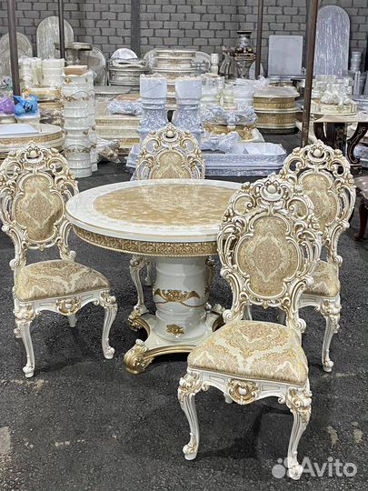 Столы и стулья новые