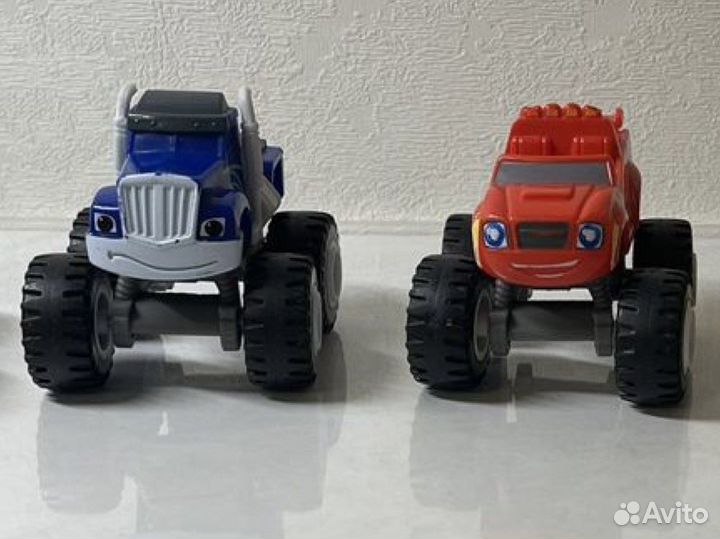 Вспыш и чудо машинки