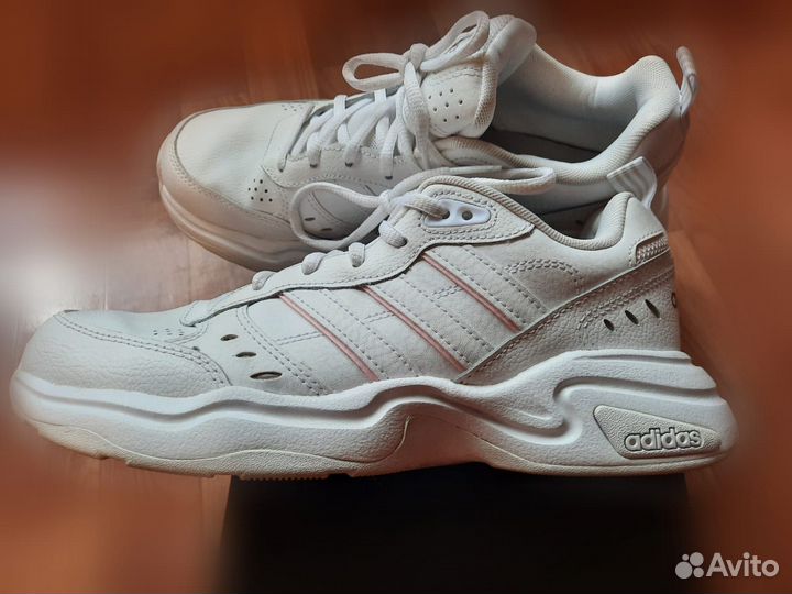 Кроссовки женские 38 размер натуральная кожа