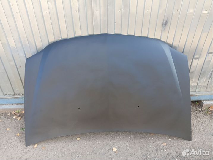 Капот на renault logan 1 бу