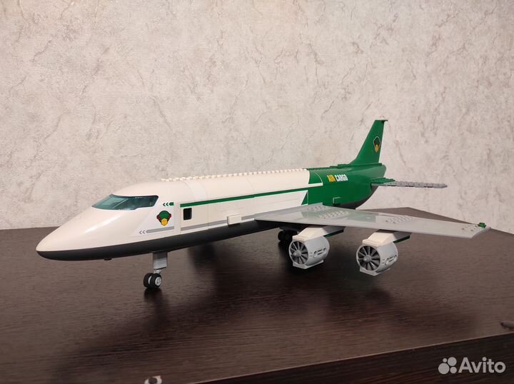 Самолет lego City