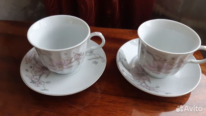 Чайные пары на подставке