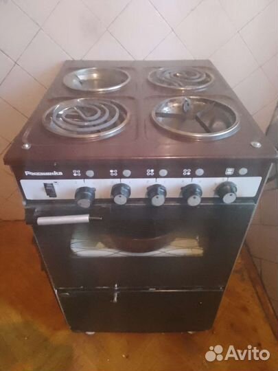 Плита электрическая с духовкой Россиянка