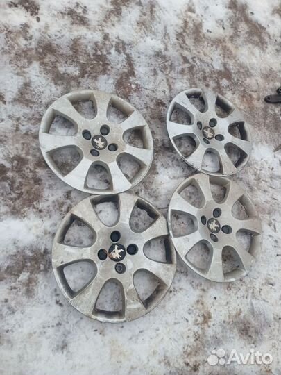 Колпаки Peugeot r16