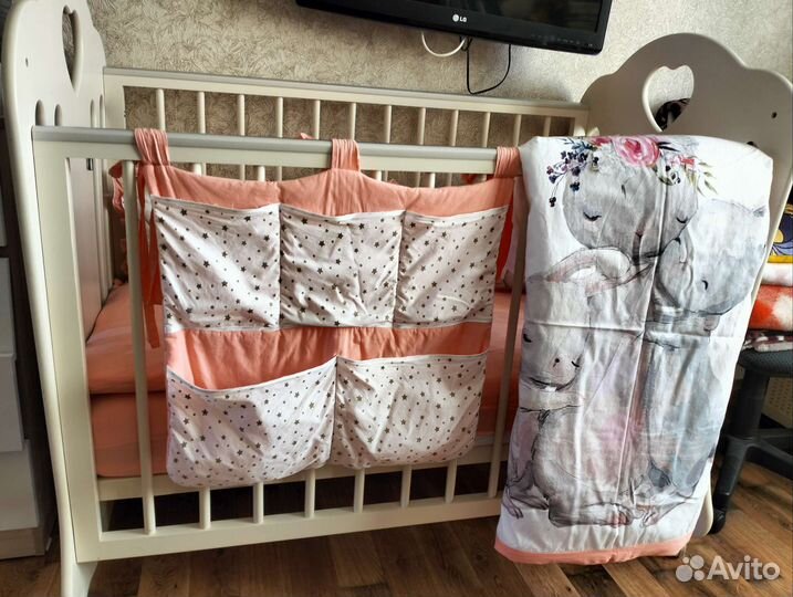 Детская кроватка