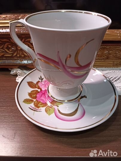 Бокал с блюдцем новый