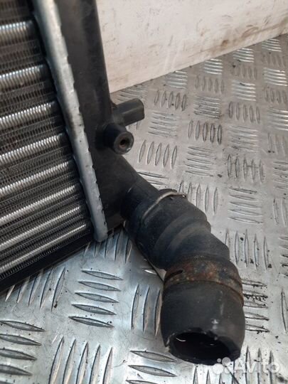 Радиатор основной Skoda Octavia хэтчбэк 5 дв. 1.9