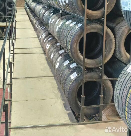 Kumho WinterCraft WP72 245/45 R17 96N