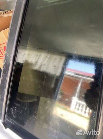 Toyota Land Cruiser 200 Форточка задней двери