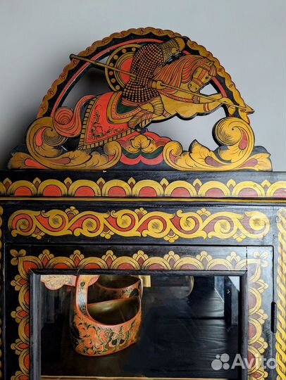 Изготовление шкафов на заказ. Резьба, массив