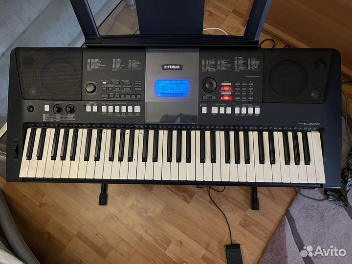 Синтезатор Yamaha PSR-E423