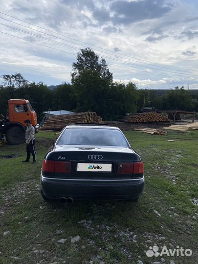Audi A8 4.2 AT, 1995, 210 000 км