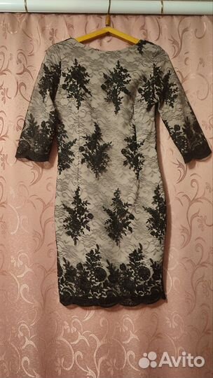 Нарядное платье р44 46