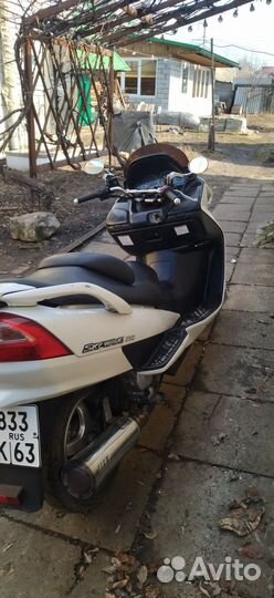 Продам максискутер сузуки скайвей 250fi