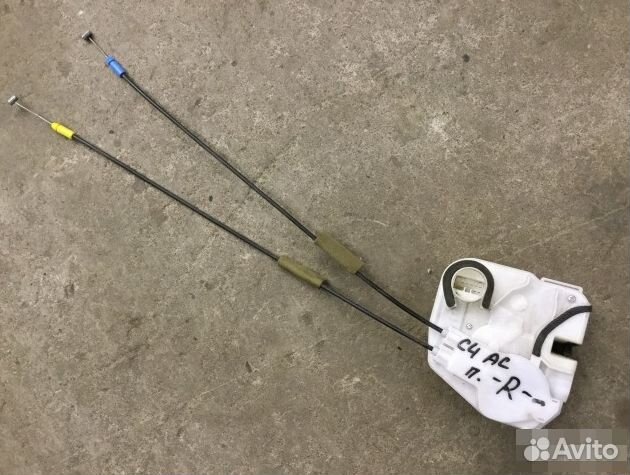 Замок передний правый Ситроен С4 Аиркросс с 2012г