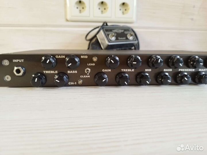 Ламповый гитарный предусилитель r&r sl/ld