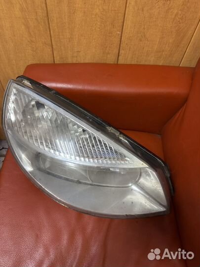 Renault scenic 2 передняя правая фара