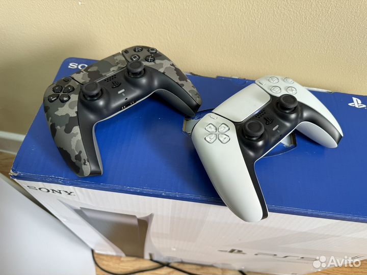 Sony PS5 с дисководом и 2 джойстика