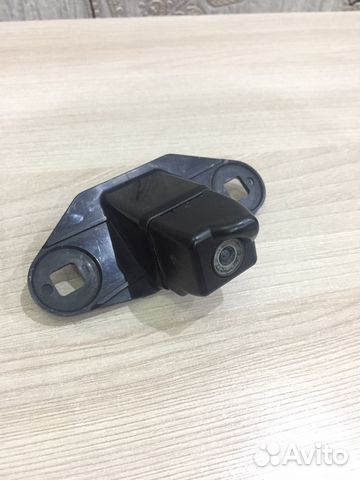 Задняя камера Toyota lend Cruiser 200
