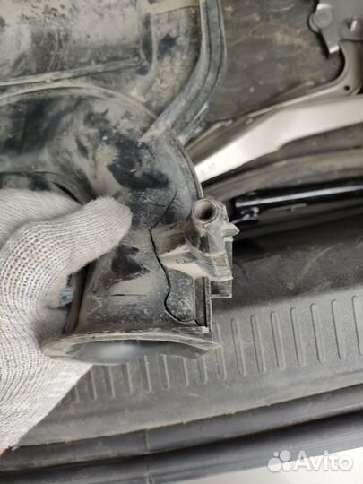 Резонатор воздушного фильтра Renault Fluence