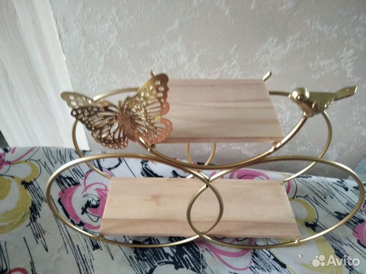 Полочка настенная деревянная