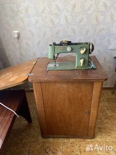 Швейная машина Veritas