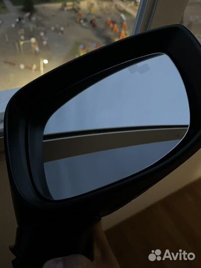 Правое зеркало на Mazda CX - 5 2017 года