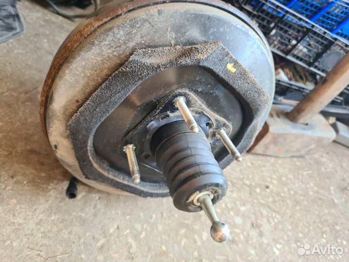 Вакуумный усилитель тормозов Peugeot 308 хэтчбек
