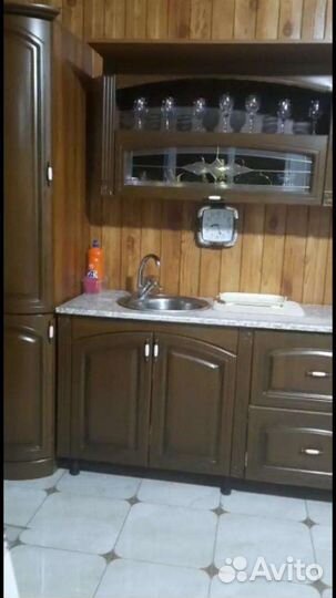 Кухонная мебель с барной стойкой