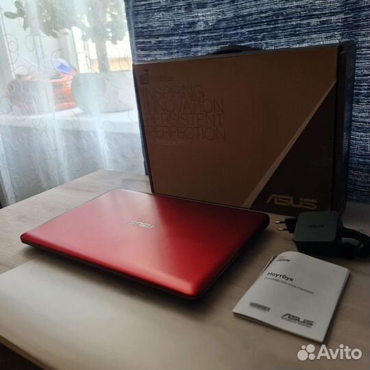 Ноутбук asus, SSD диск, Win 10 лицензия